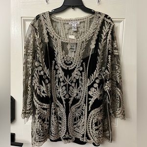 Women’s Layered Top with Black Tank